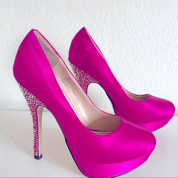 Steve Madden
Partyy-r Hot Pink Fuchsia Embellished  Satin Pumps Platforms - Picture 10 of 16